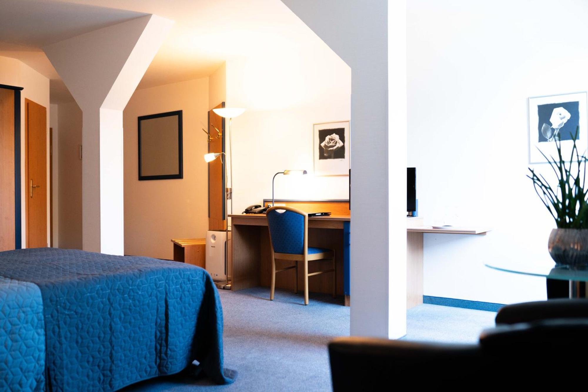 King Room Sea View,1617454161:JPEG